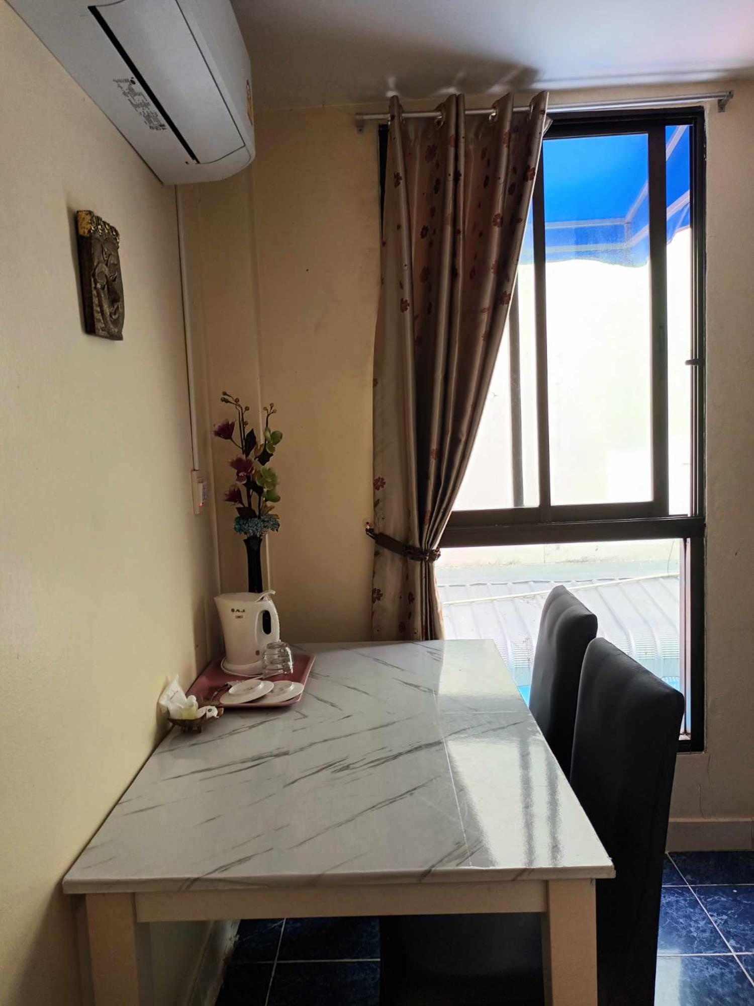 Pensionat Rose 50m To Patong